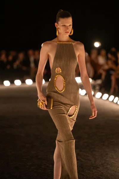 Look 39